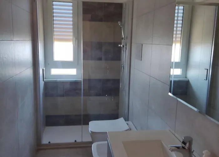 Sunrise Marina 公寓 *