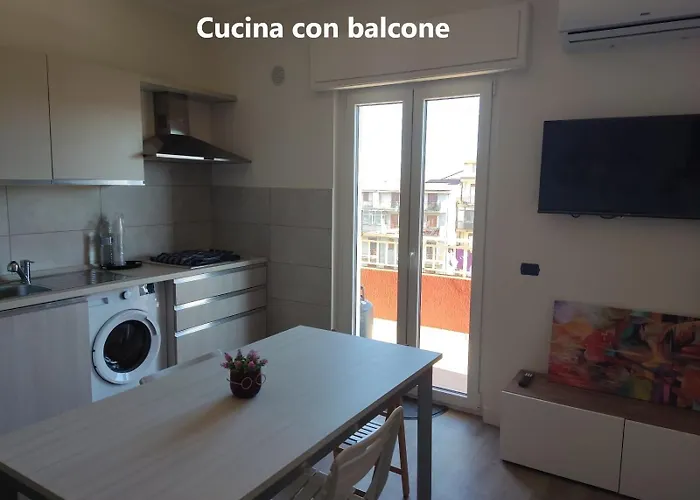 Sunrise Marina 玛里纳吉尔萨罗