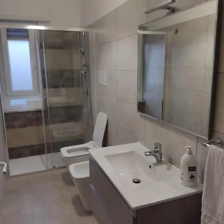 Sunrise Marina * 마리나디지오이사이오니카