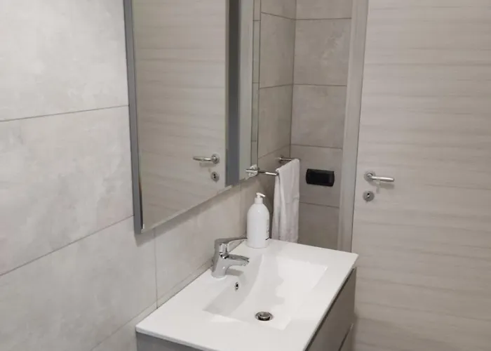 Sunrise Marina * מרינה די ג'ויוסה איוניקה