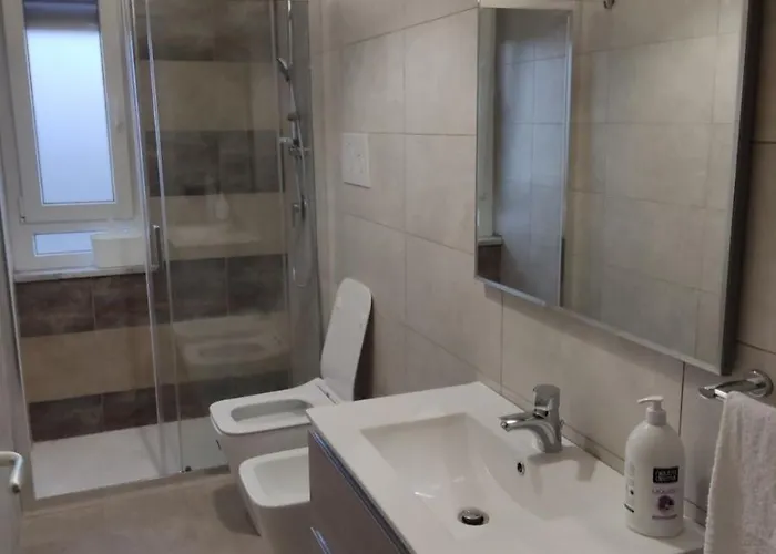 Sunrise Marina * מרינה די ג'ויוסה איוניקה